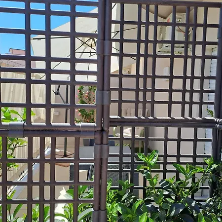 Medoro Πανσιόν 3*